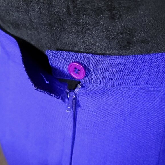 Casual Corner Purple/Gold Button Blazer & Skirt Set. Size 6P - Picture 8 of 16